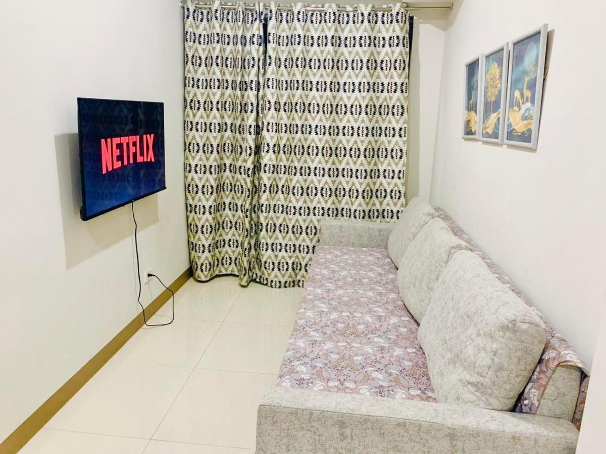 Sea 2-Br Unit With Free Parking Near Mall Of Asia Pasay Exterior photo