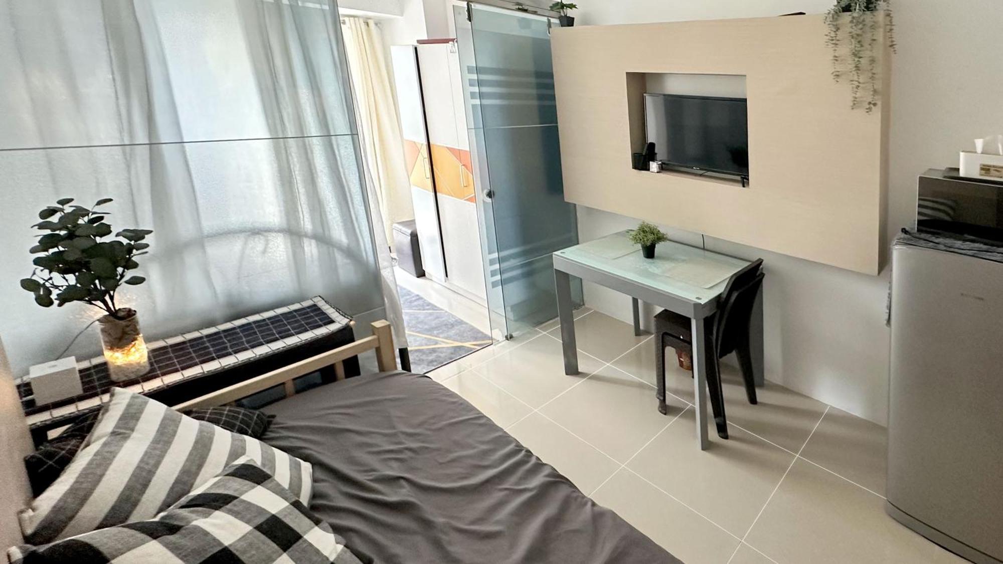 Sea 2-Br Unit With Free Parking Near Mall Of Asia Pasay Exterior photo